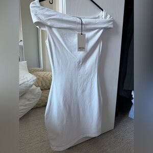 Aritzia Original Contour Ravish Dress